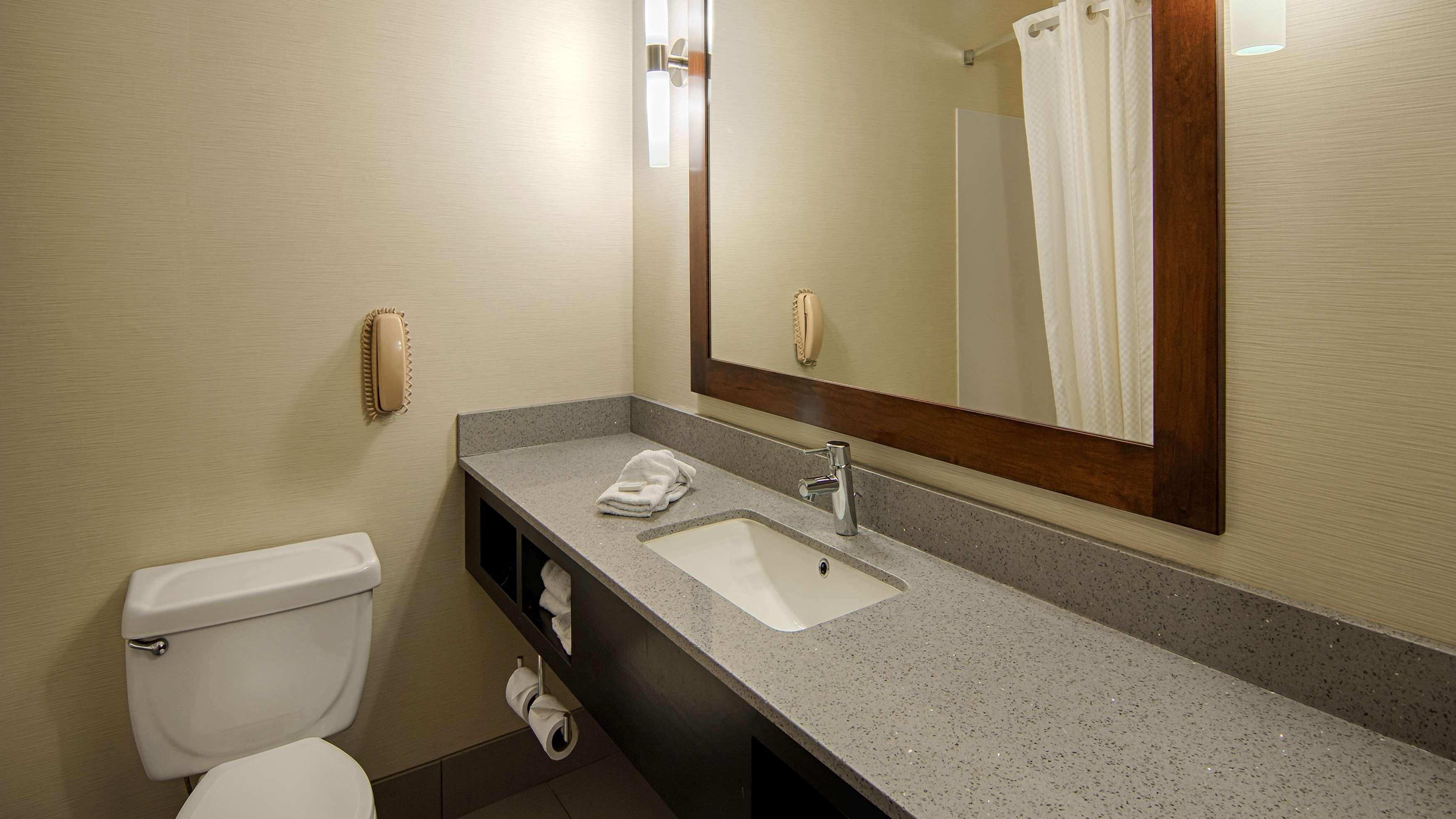 Best Western Elkhart Inn & Suites Bagian luar foto