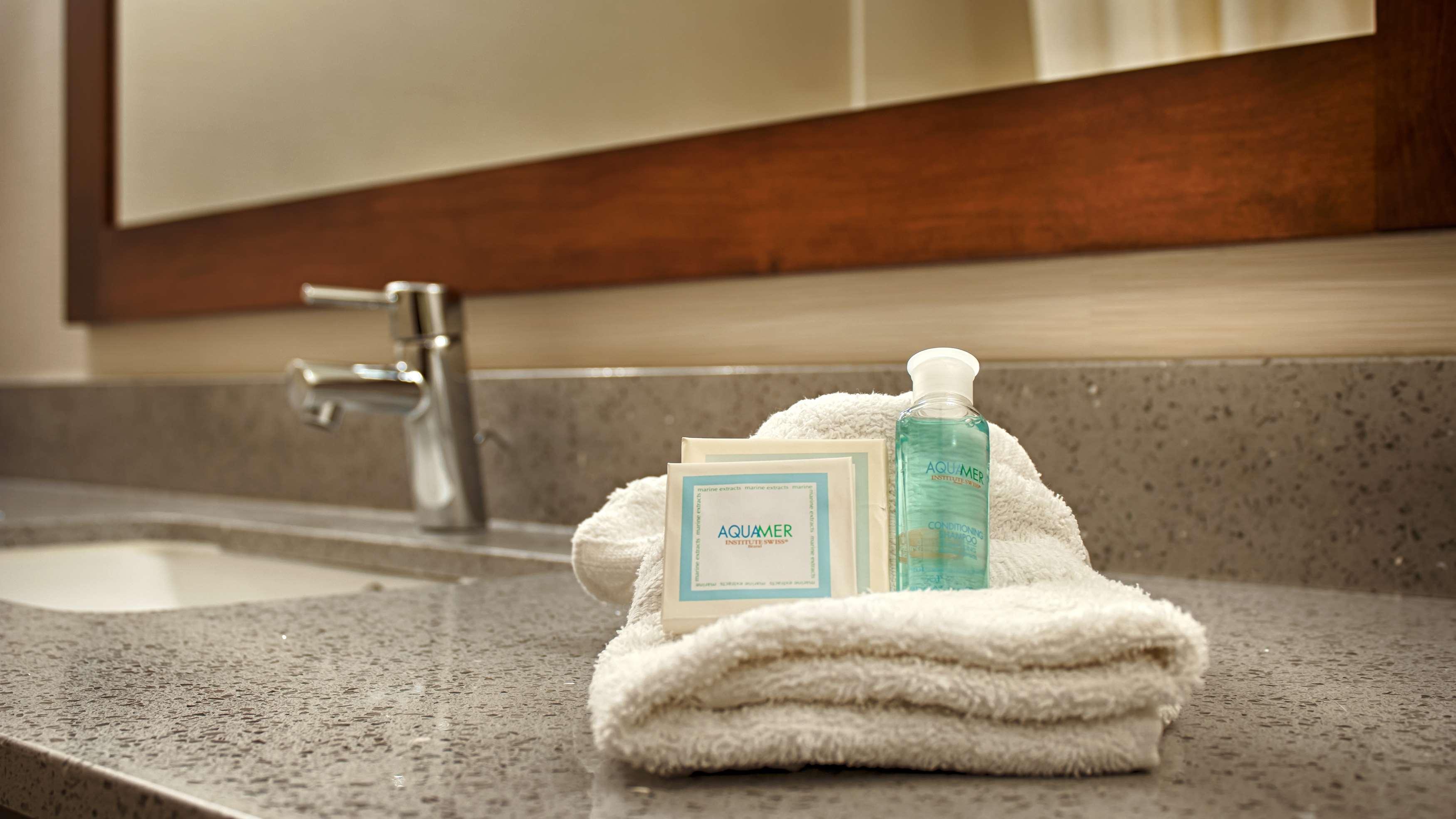 Best Western Elkhart Inn & Suites Bagian luar foto
