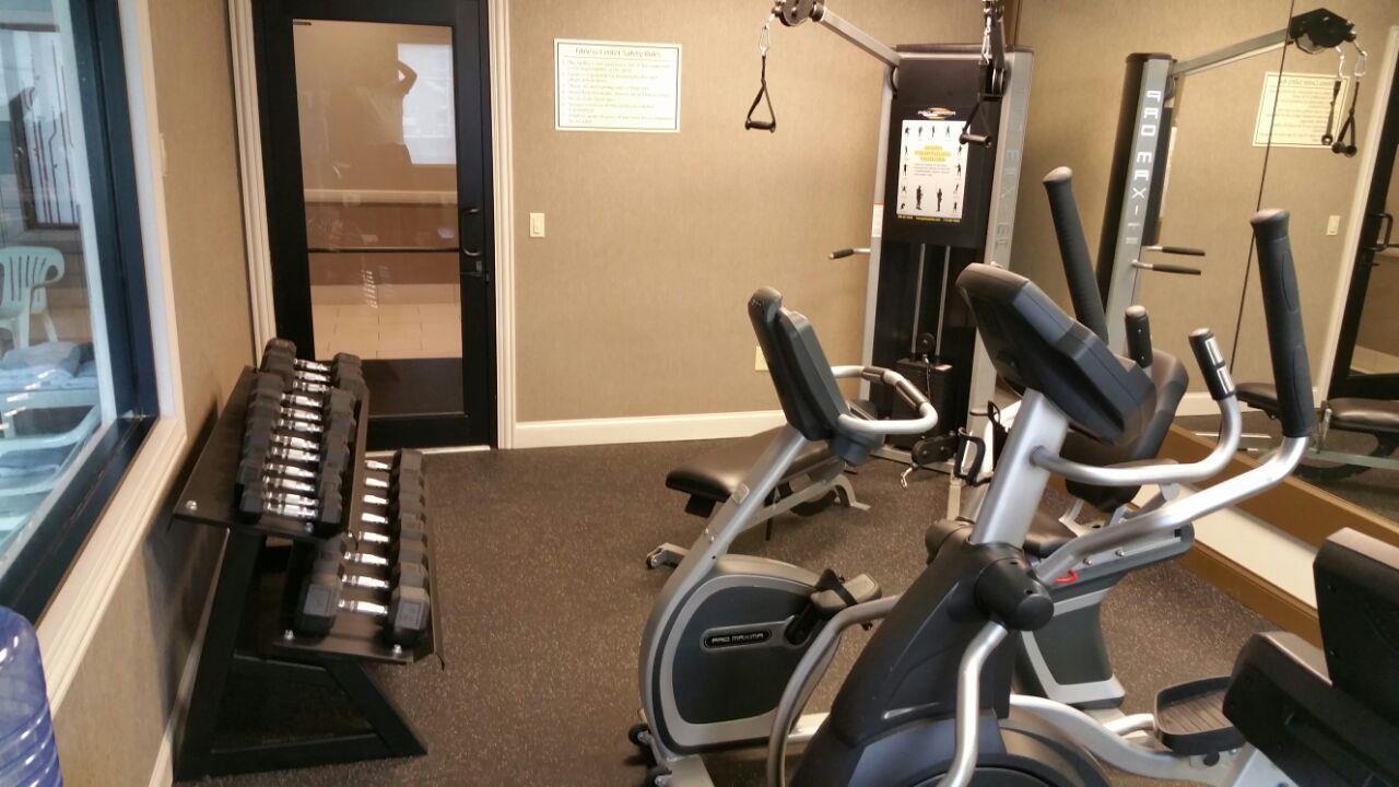 Best Western Elkhart Inn & Suites Bagian luar foto
